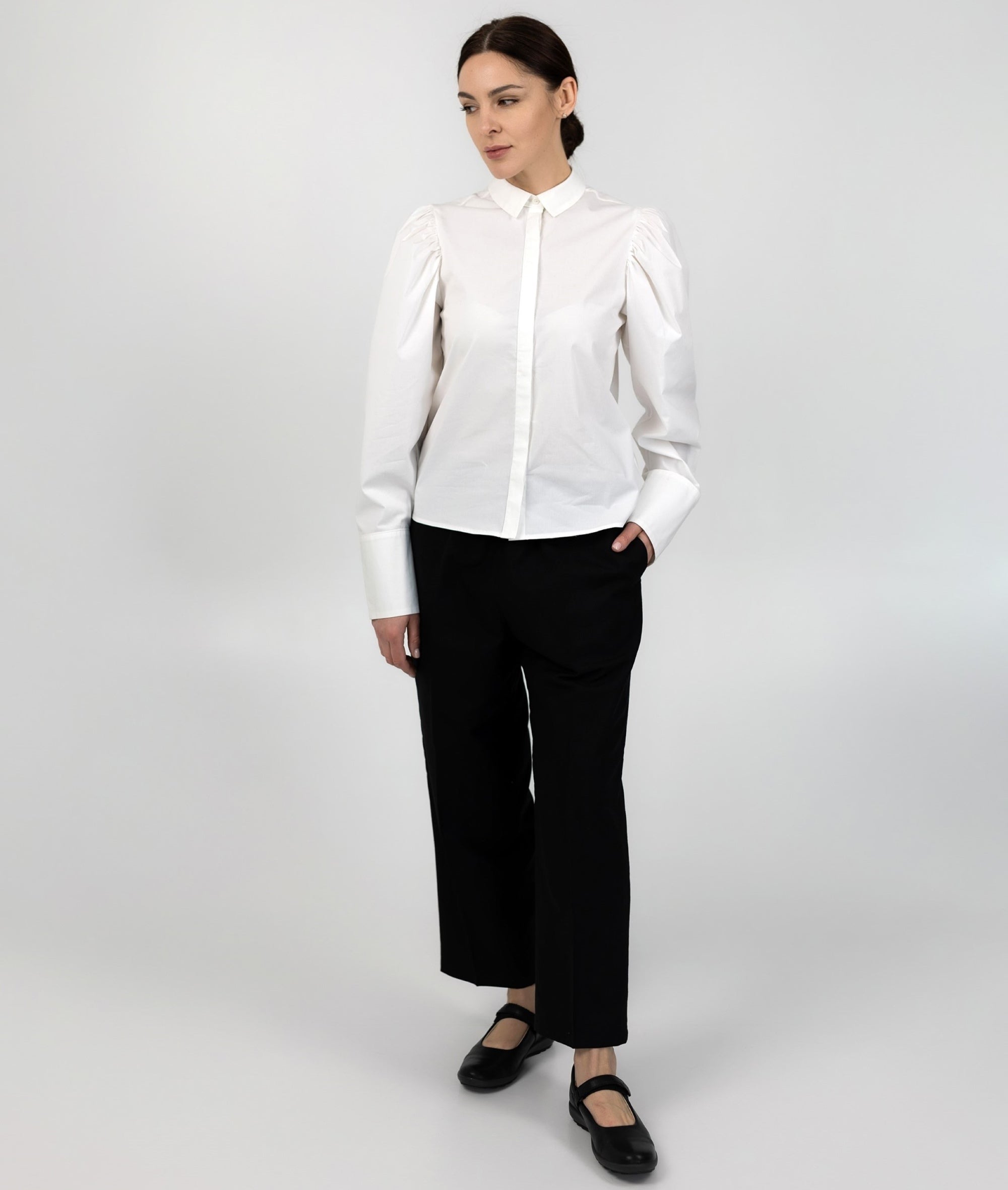 White cotton blouse with volume sleeves