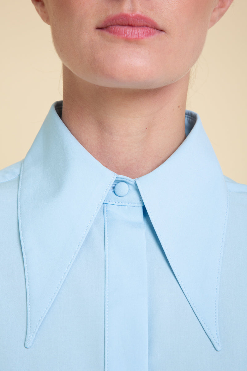 POINTED COLLAR VISCOSE SHIRT in Light Blue