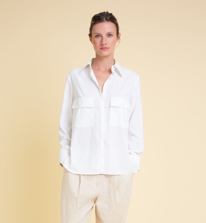 TWO FRONT POCKETS TAILORED VISCOSE SHIRT IN WHITE