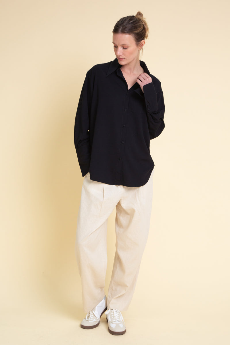 OVERSIZED CUFFS VISCOSE SHIRT IN BLACK