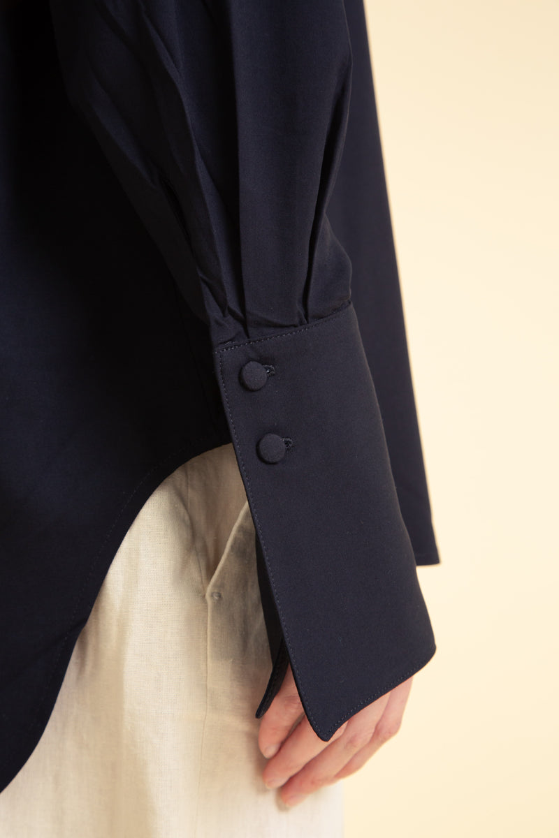 OVERSIZED CUFFS VISCOSE SHIRT IN BLACK