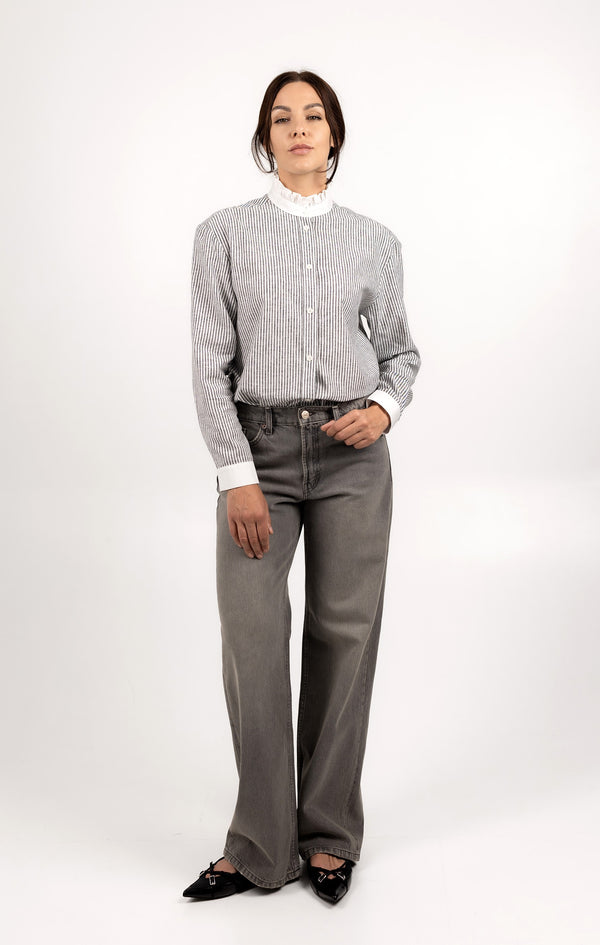 Ruffle collar blouse in black stripe