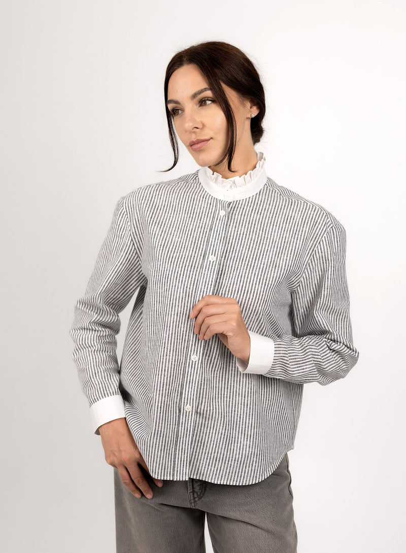 Ruffle collar blouse in black stripe