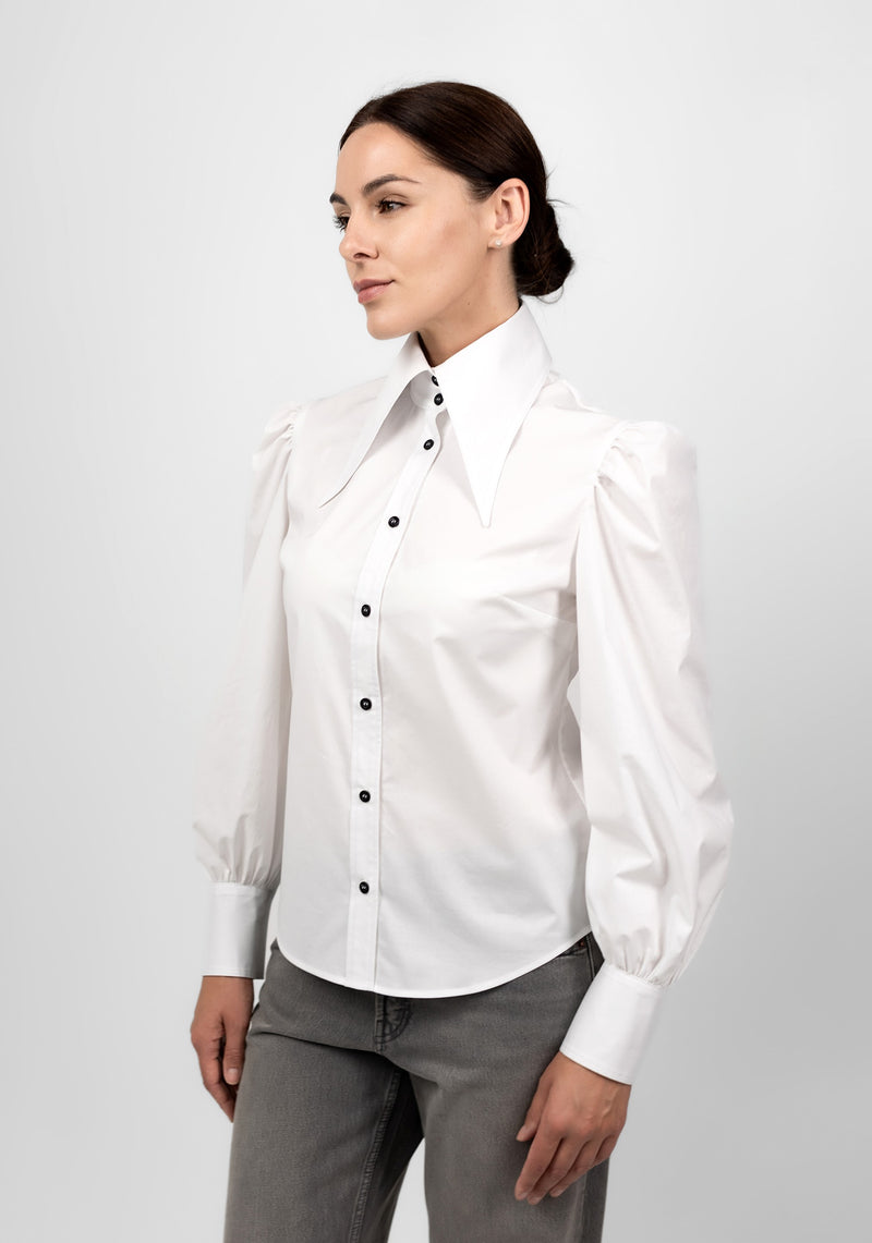 White cotton blouse with pointed collar